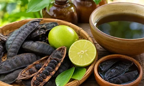 Cách gội đầu bằng chanh và bồ kết hỗ trợ làm sạch gàu, tóc mềm mượt, hạn chế gãy rụng