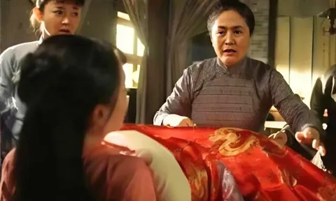 Tại sao phụ nữ Trung Quốc ngày xưa luôn đặt chậu nước nóng bên cạnh khi sinh con?