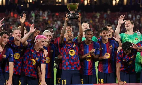 Barca nhọc nhằn đả bại Al Ahly, giữ cúp Joan Gamper