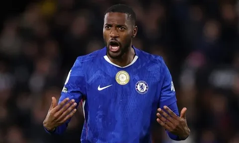 Aston Villa quyết chiêu mộ Tosin Adarabioyo khi sắp bán Konsa