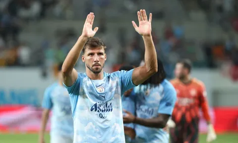 Đề xuất trao đổi Ruben Dias và Rafael Leao giữa AC Milan và Manchester City
