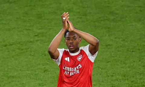 Arsenal sẽ phạm sai lầm lịch sử nếu bán báu vật Lewis-Skelly