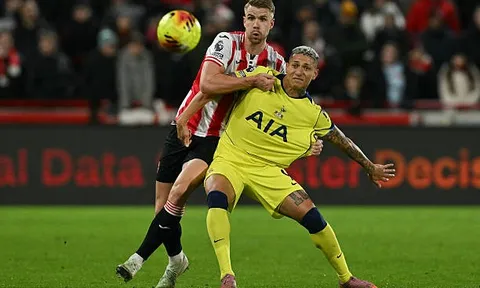 Soi trận Brentford vs Tottenham: Derby rực lửa