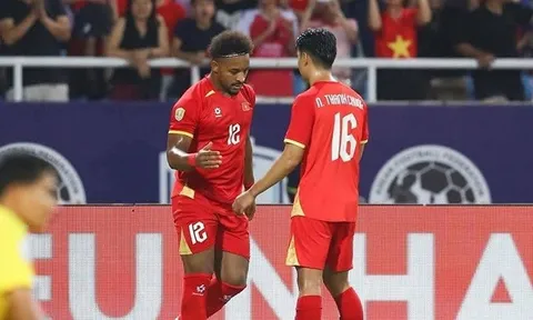 Việt Nam đang kém Thái Lan bao nhiêu danh hiệu ASEAN Cup?