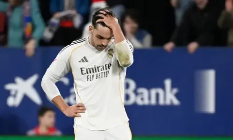 Mourinho gạch tên Raul Asencio khỏi kế hoạch của Real