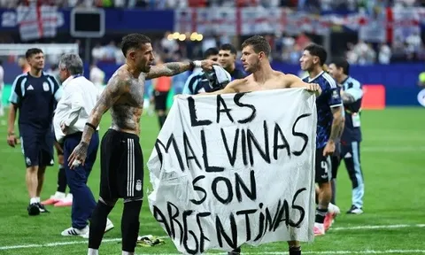 Argentina dính án phạt tiền và treo giò nặng từ FIFA