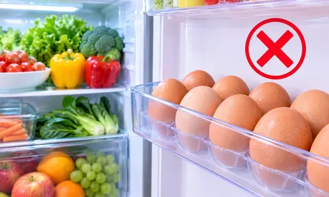 Không nên để trứng ở cánh tủ lạnh: Lý do nhiều người làm hằng ngày nhưng ít để ý