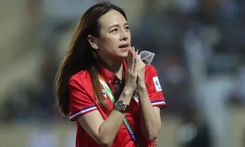Madam Pang đích thân kêu gọi CĐV mua vé xem chung kết