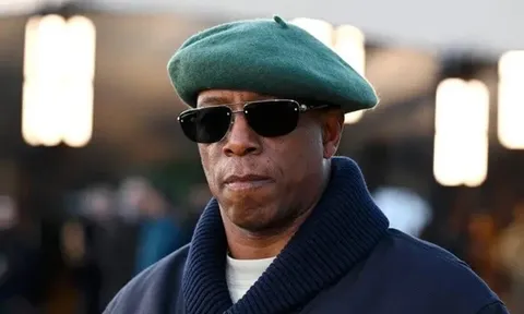 Ian Wright bất bình vì Arsenal giữ kín tương lai của Martinelli
