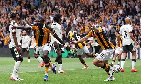 HLV Hull City nêu lý do khiến Man Utd bại trận