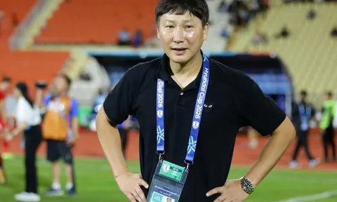 Nước cờ chiếu tướng đỉnh cao của HLV Kim Sang-sik