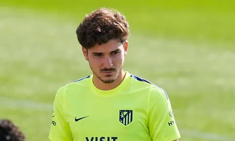 Julian Alvarez nếm trải cơn thịnh nộ từ CĐV Atletico Madrid