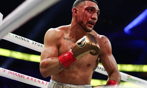 Teofimo Lopez và màn lột xác tại hạng welterweight: "Chúng tôi buộc phải ép giao tranh" trước Rolly Romero