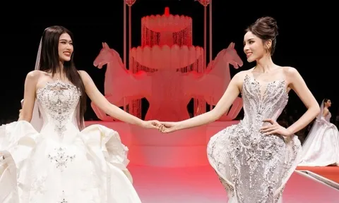 Kỳ Duyên - Đoàn Thiên Ân diện váy cưới lộng lẫy, nắm tay nhau trên sàn catwalk