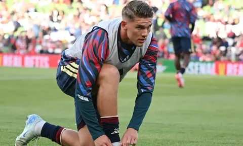 Arsenal mua Alvarez, Gyokeres tìm đường gia nhập Barca
