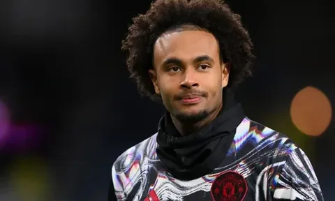 Rời Old Trafford, Zirkzee giúp MU rộng đường mua sắm