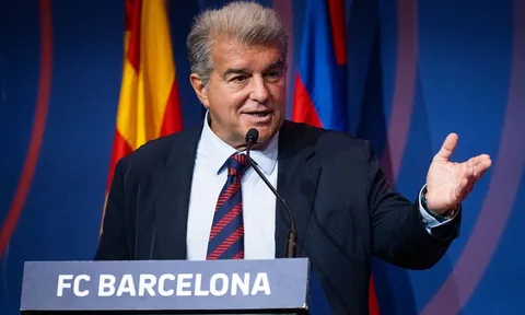 Chủ tịch Barca xác nhận muốn Atletico đồng ý bán Julian Alvarez
