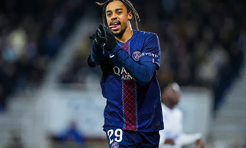 Tại sao Bradley Barcola là chữ ký hoàn hảo cho Liverpool?