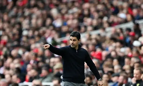 Phản ứng dứt khoát của Mikel Arteta trước câu hỏi về Julian Alvarez