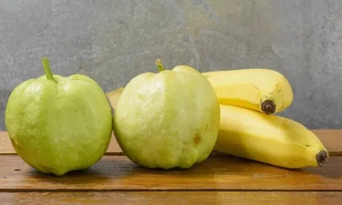 Hai loại quả rẻ bèo ở chợ Việt nhưng cực giàu vitamin và khoáng chất, tốt cho sức khỏe, giá chỉ 15.000 đồng/kg