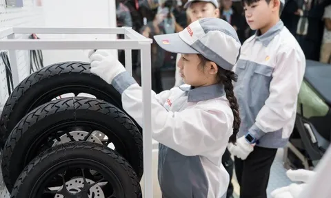 Honda Việt Nam hợp tác với Kidzania Hà Nội ra mắt sân chơi trải nghiệm “Trung tâm công nghệ xe máy điện Honda”