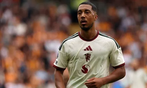 Đội trưởng Aston Villa thừa nhận sai lầm với Tielemans