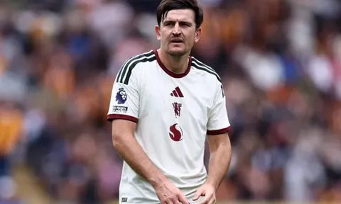 Obi Mikel chê Maguire không đủ tầm khoác áo Man Utd
