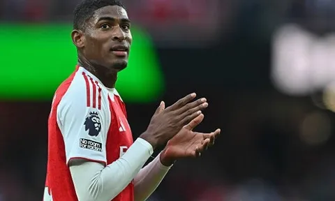 Arteta từ chối bán Cristhian Mosquera