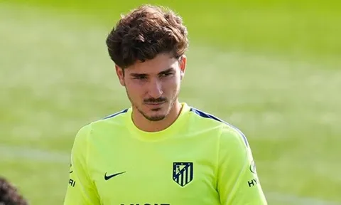Atletico Madrid ép Julian Alvarez chọn Arsenal hoặc ở lại