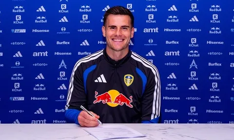 Leeds United chính thức đón thủ môn Michael Zetterer