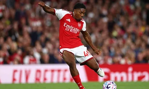Arteta đổi ý, MU và Chelsea hết cửa mua Lewis-Skelly
