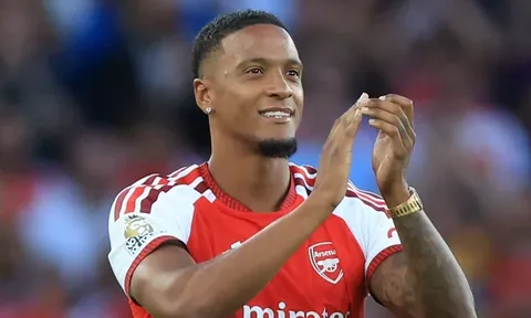 Ezri Konsa là mảnh ghép có thể giúp Arsenal chinh phục Champions League