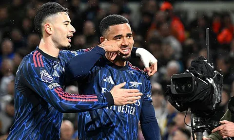 Huyền thoại đề xuất Arsenal thanh lý 2 tiền đạo