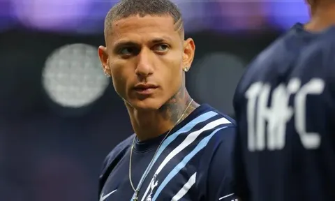 Richarlison đăng thông điệp "kẻ phản diện" khi chuẩn bị rời Tottenham