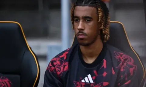 Ruben Amorim muốn đưa Leny Yoro về AC Milan