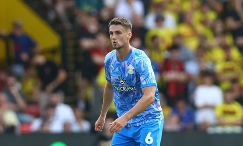 Aston Villa đạt thỏa thuận chiêu mộ Harwood-Bellis