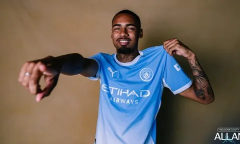 Man City chính thức đón Allan bằng hợp đồng 5 năm