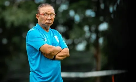 HLV Park Hang-seo và bài toán kỷ luật thép tại bóng đá Thái Lan