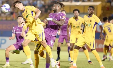 SLNA cùng các tân binh V-League ám ảnh hai vé rớt hạng