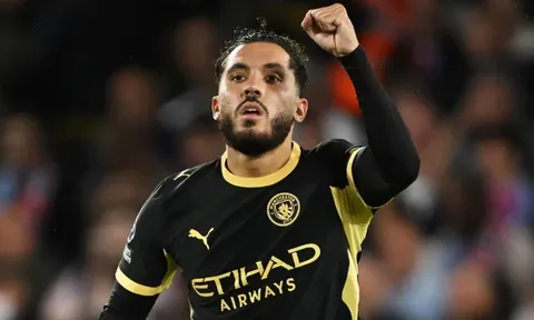 Real, PSG, Bayern săn đón Rayan Cherki của Man City