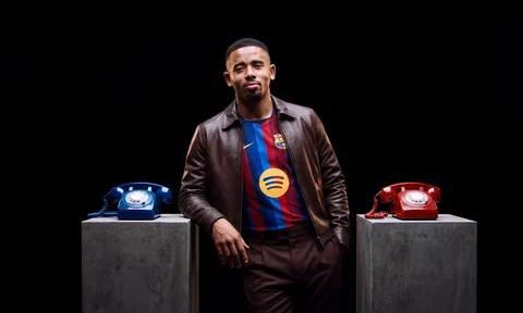 Vượt qua chấn thương, Gabriel Jesus sẵn sàng ra mắt Barca