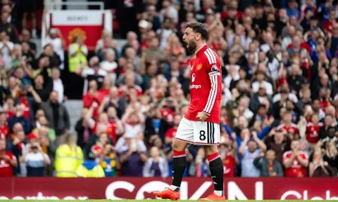 Nỗ lực gia hạn với Bruno Fernandes, Man Utd nhận cảnh báo