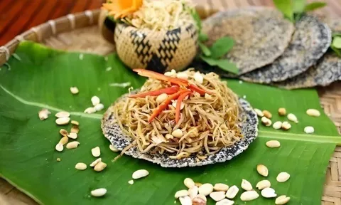 11 đặc sản nổi tiếng ở Nghệ An, mua về làm quà ai cũng thích mê, có loại giá chỉ từ 35.000 đồng/phần