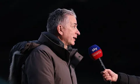 Alan Smith: Arsenal đã mắc sai lầm trên TTCN