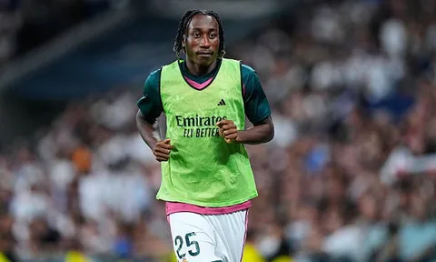 Real Madrid không cần vội vàng với Yan Diomande