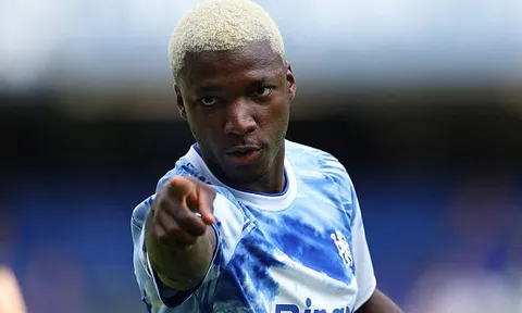 Alonso cập nhật tình hình của Caicedo trước đại chiến Arsenal