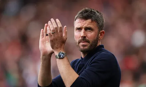 Carrick lo ngại MU gặp khó trên sân của Everton