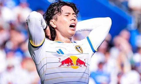 Leeds trả giá đắt vì hàng công vô duyên trước Brighton