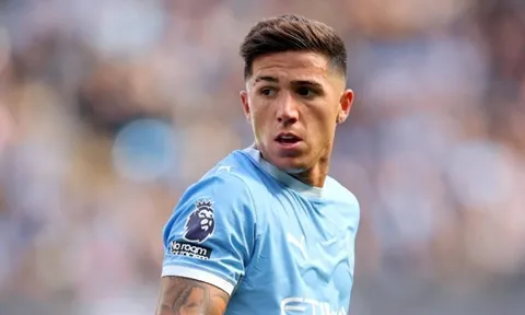 Fan Man City phát sốt với màn ra mắt hoàn hảo của Enzo Fernandez