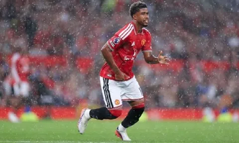 Carrick tuyên bố Man United không ngán các đối thủ bạo chi